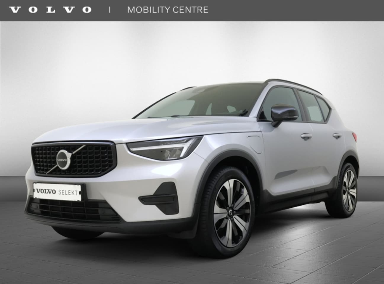 Volvo XC40 - 1.5 T4 Plus Dark | NL Auto | Trekhaak | All-Seasonbanden | - AutoWereld.nl