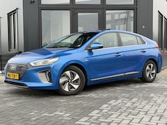 Hyundai IONIQ - 1.6 GDi Premium Leer | SK dak | Verw. stoelen & stuur | Nwe APK