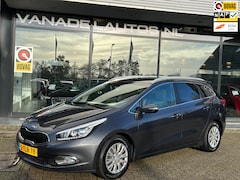 Kia Cee'd Sportswagon - 1.6 GDI Business Pack Navi Clima Cruise Camera Trekhaak NAP NL-Auto Dealeronderhouden