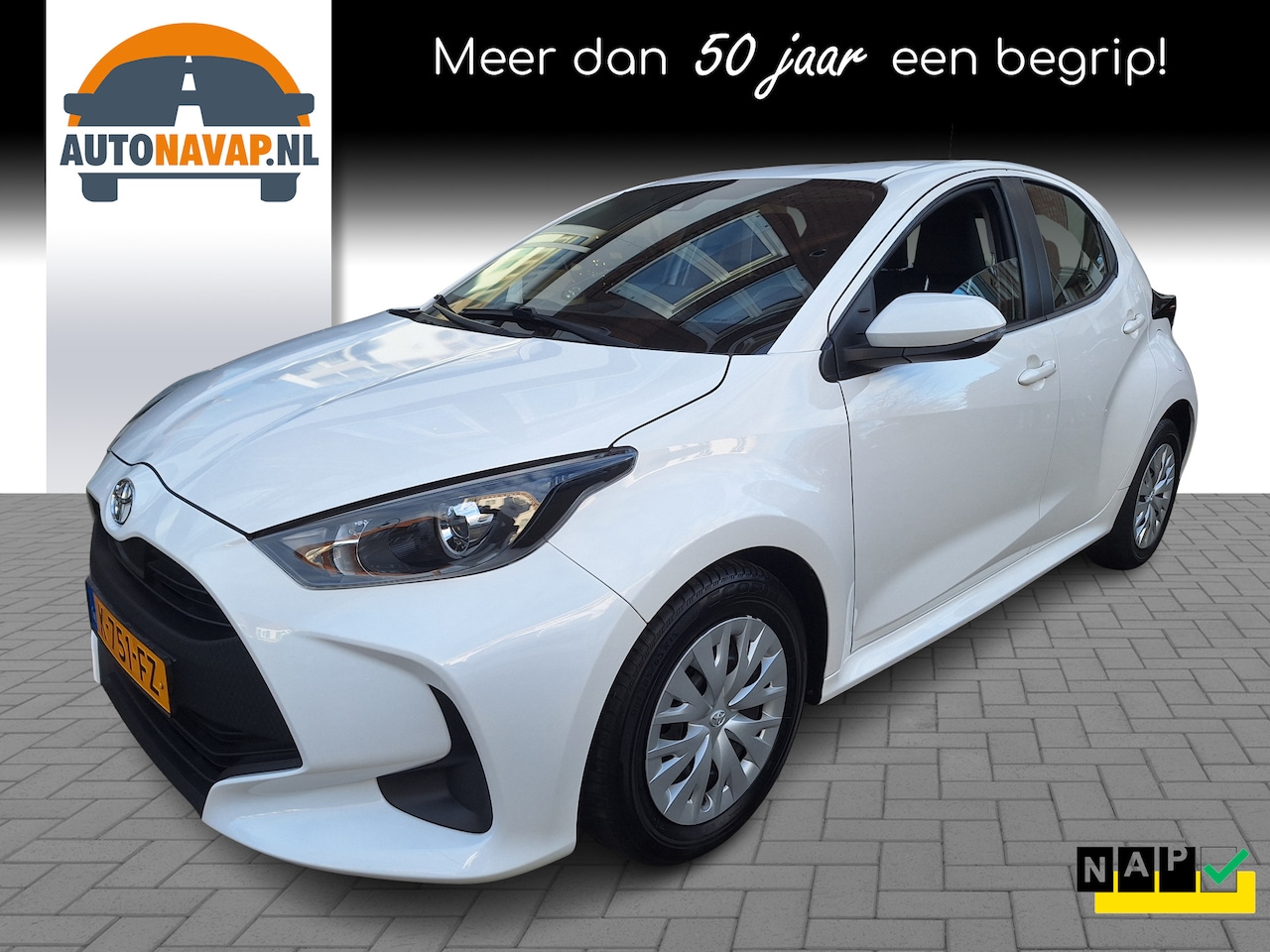 Toyota Yaris - 1.0 VVT-i Active /Navi/Camera/Apple/Android/1e Eig/Cruise/Garantie - AutoWereld.nl