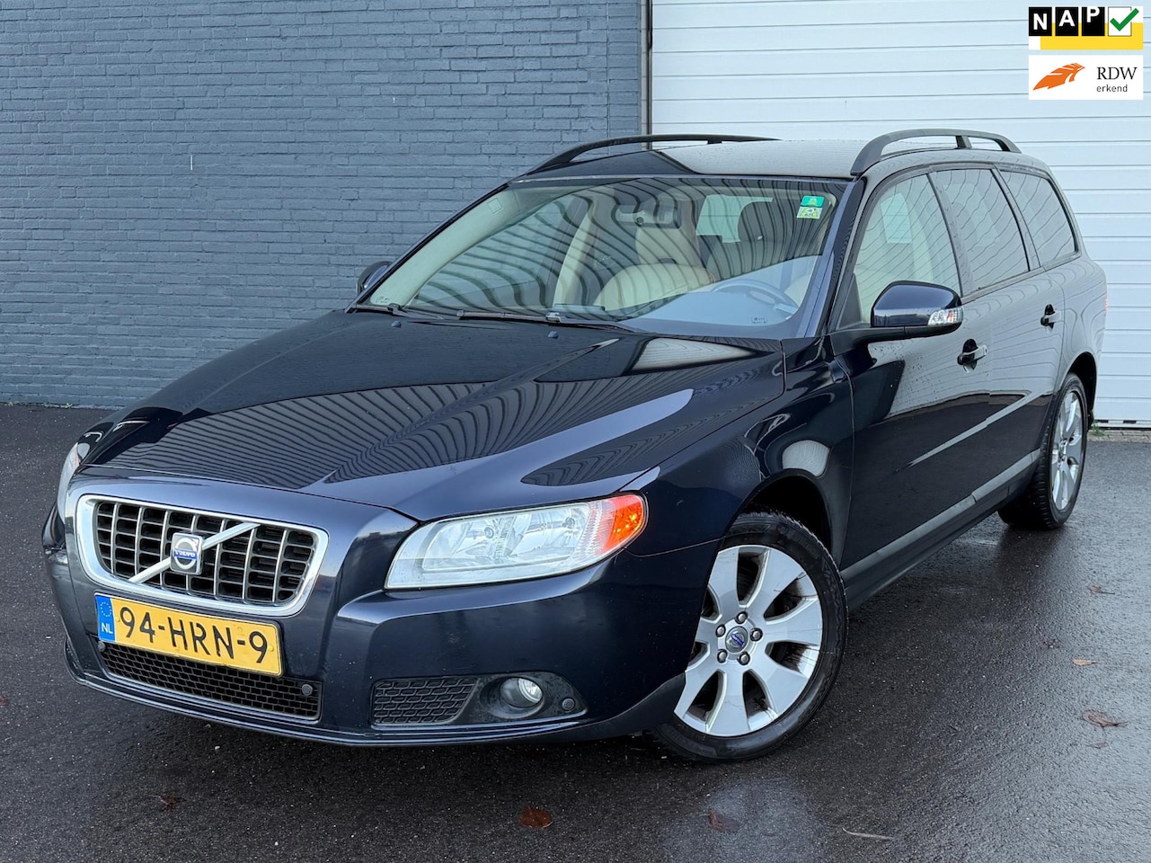 Volvo V70 - 2.0 Kinetic 2DEEIG/VOLLEDER/YOUNGTIMER/CRUISE - AutoWereld.nl
