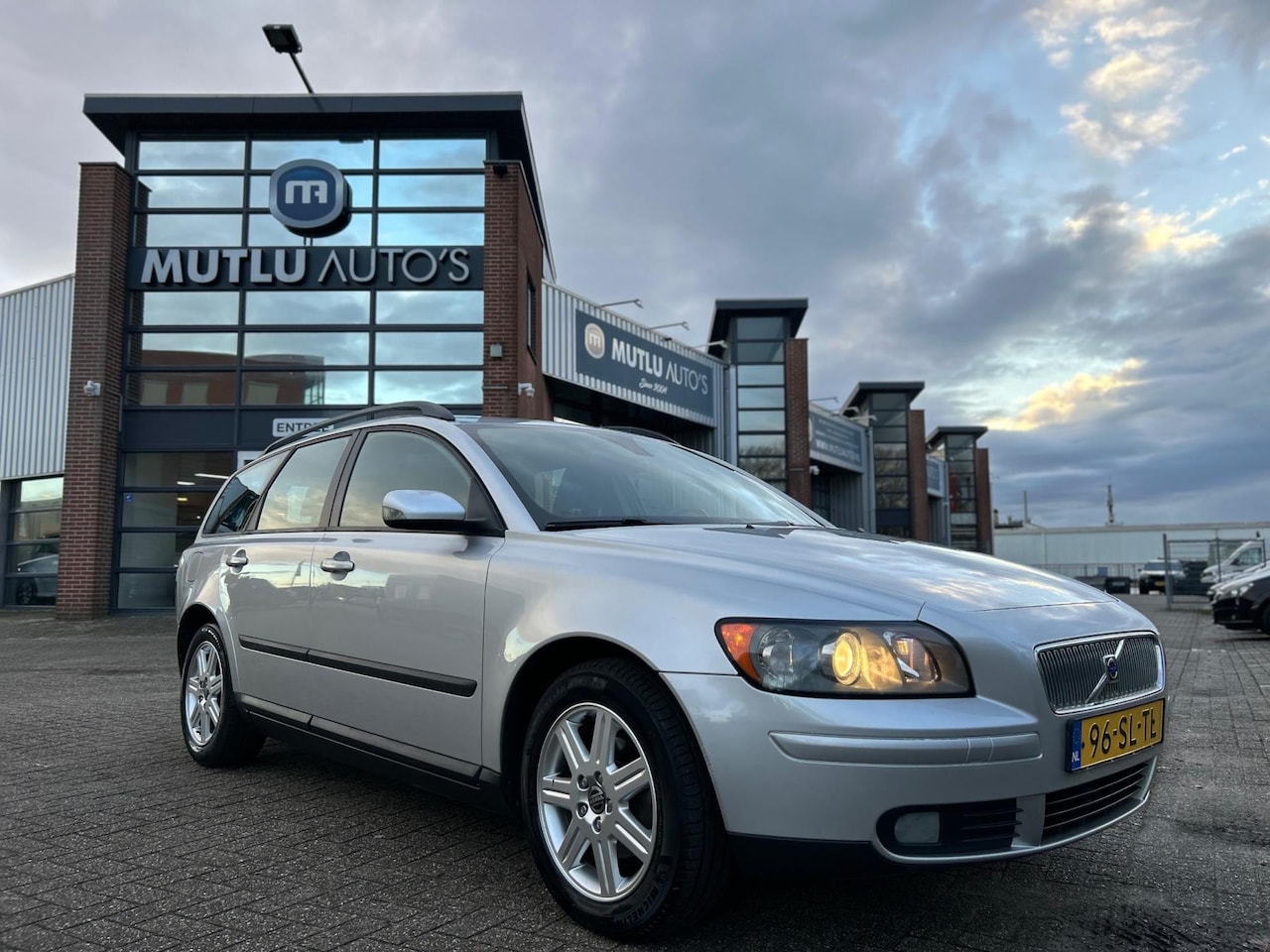 Volvo V50 - 1.8 Edition II NAP APK Airco - AutoWereld.nl