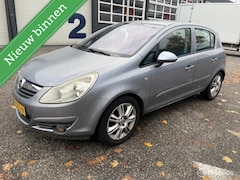 Opel Corsa - 1.2-16V Essentia