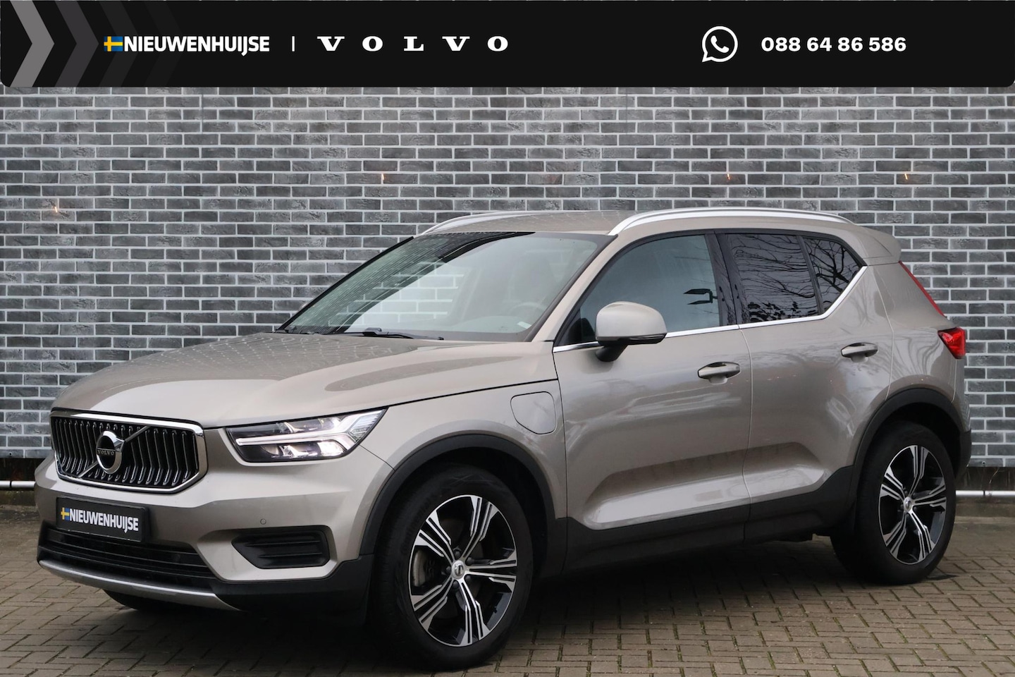 Volvo XC40 - Plug-in Hybrid T4 Inscription | Trekhaak | Adaptieve Cruise Control | Lederen Bekleding | - AutoWereld.nl