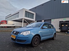 Volkswagen Polo - 1.4-16V Sportline AIRCO CRUISE 5 DEUR