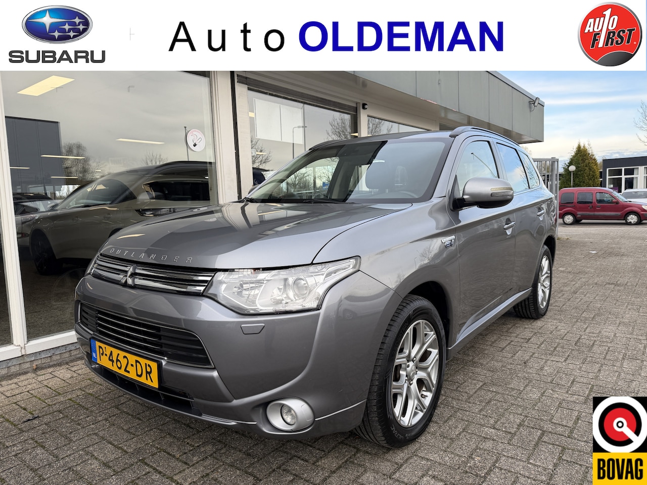 Mitsubishi Outlander - 2.0 PHEV Instyle+ ACC,LEDER,CLIMA,TREKHAAK - AutoWereld.nl
