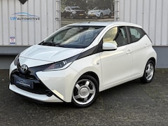 Toyota Aygo - 1.0 VVT-i x-play | 15'' velgen | Airco | Achteruitrijcamera