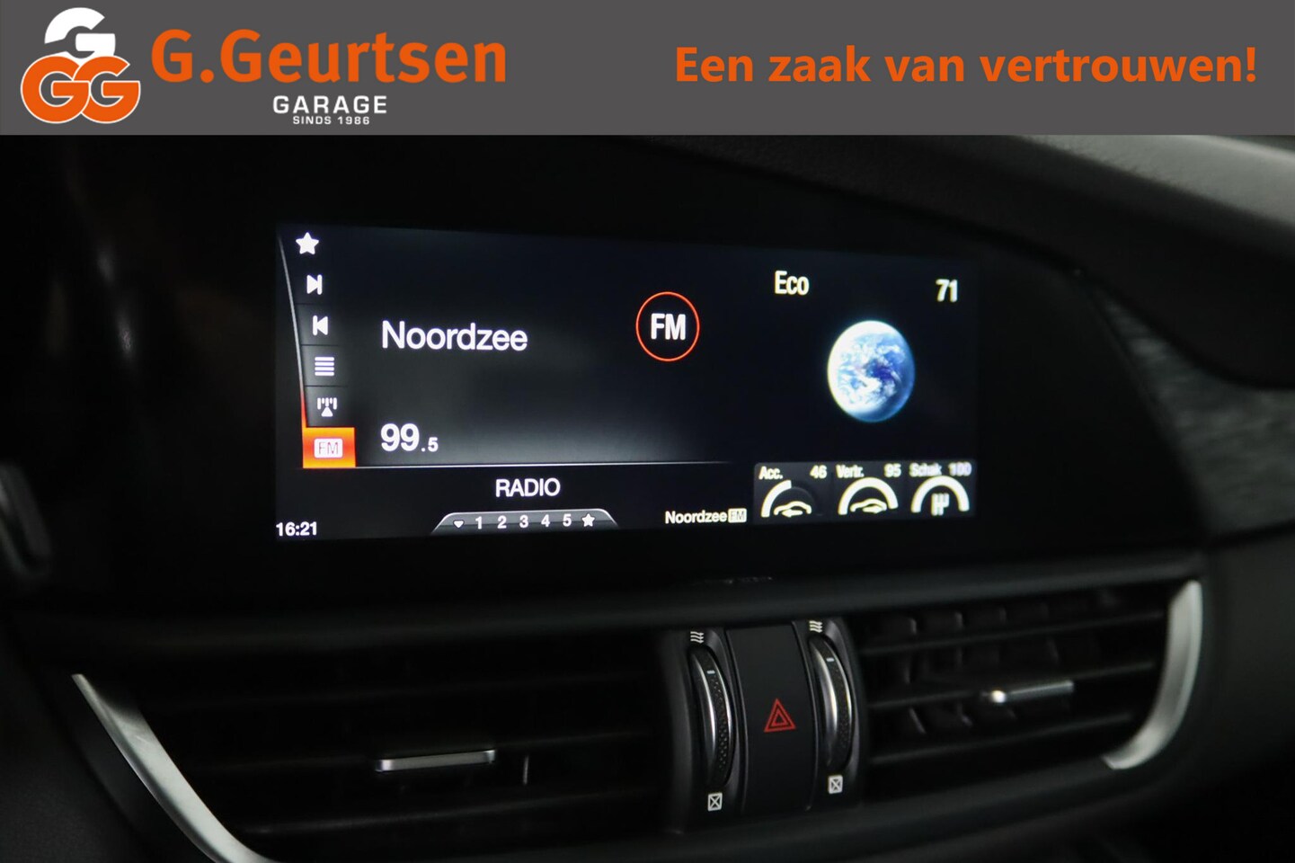 Alfa Romeo Giulia - 2.0T Super 305 PK Ragazzon Lederen bekleding, Afneembare Trekhaak - AutoWereld.nl