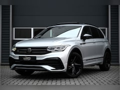 Volkswagen Tiguan - 1.5 TSI R-LINE / PANO / BLACK STYLE / IQ LIGHT / CAMERA / TREKHAAK / STOELVERWARMING / DEA