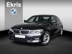 BMW 3-serie - Sedan 320i | High Executive | Stoelverwarming | Sportstoelen | Sportstuurwiel | Cruise Con