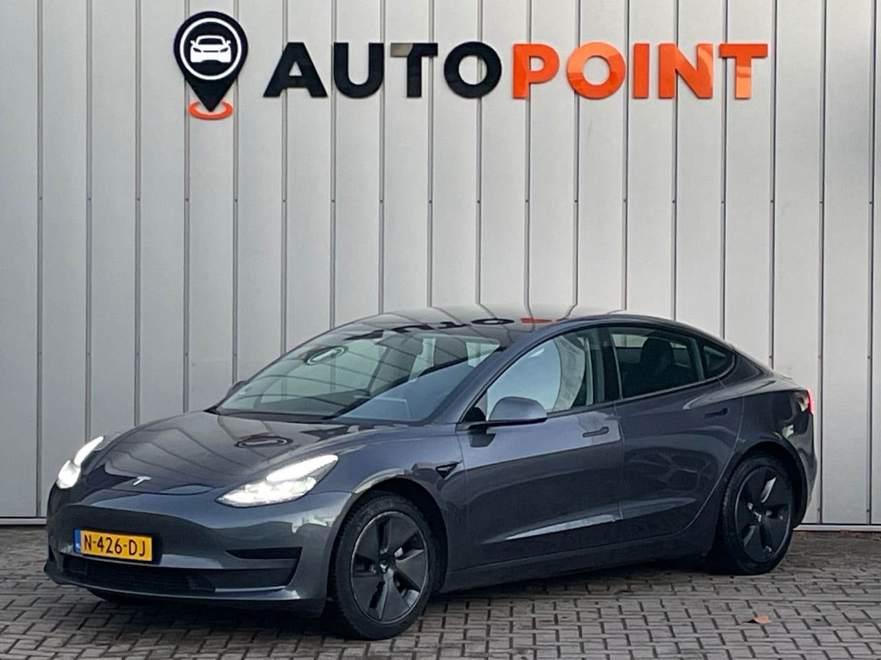 Tesla Model 3 - Standard RWD+ 60kWh 1E EIG DEALEROND SOH90%|AUTOPILOT|WARMTEPOMP|APPLECAR|LEER|STOELVRM|CA - AutoWereld.nl
