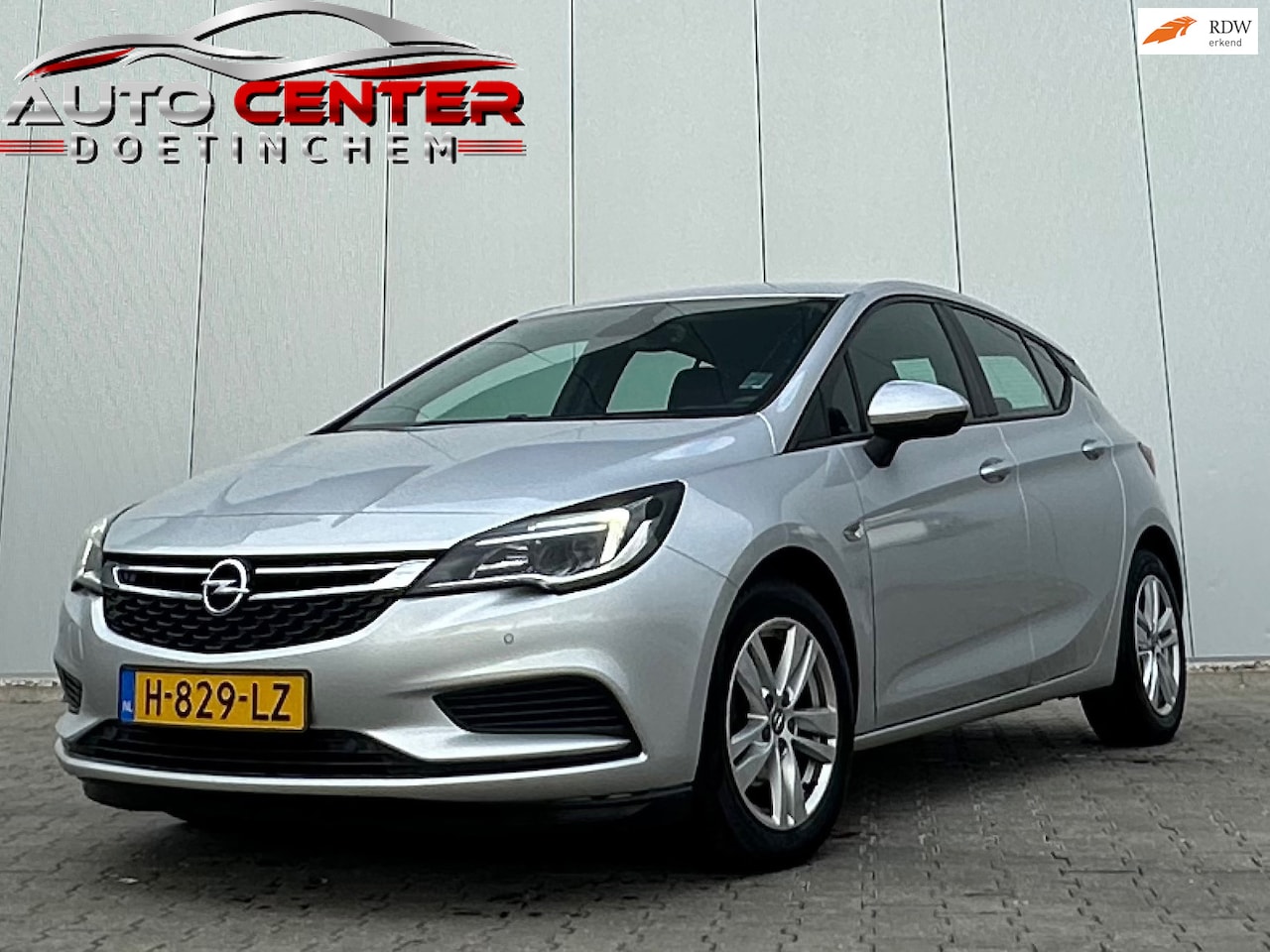 Opel Astra - 1.6 CDTI Business 1.6 CDTI Business+ - AutoWereld.nl