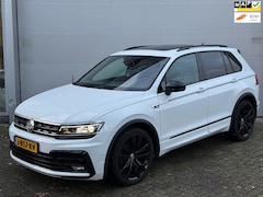 Volkswagen Tiguan - 1.5 TSI ACT Highline Business R Line l Pano l ACC l Virtual l Black optic l IZGST l