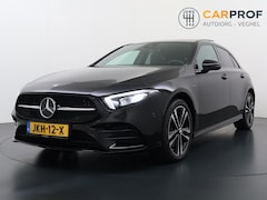 Mercedes-Benz A-klasse - 250 e Business Solution AMG Limited Trekhaak | Panorama Dak | Sfeerverlichting |