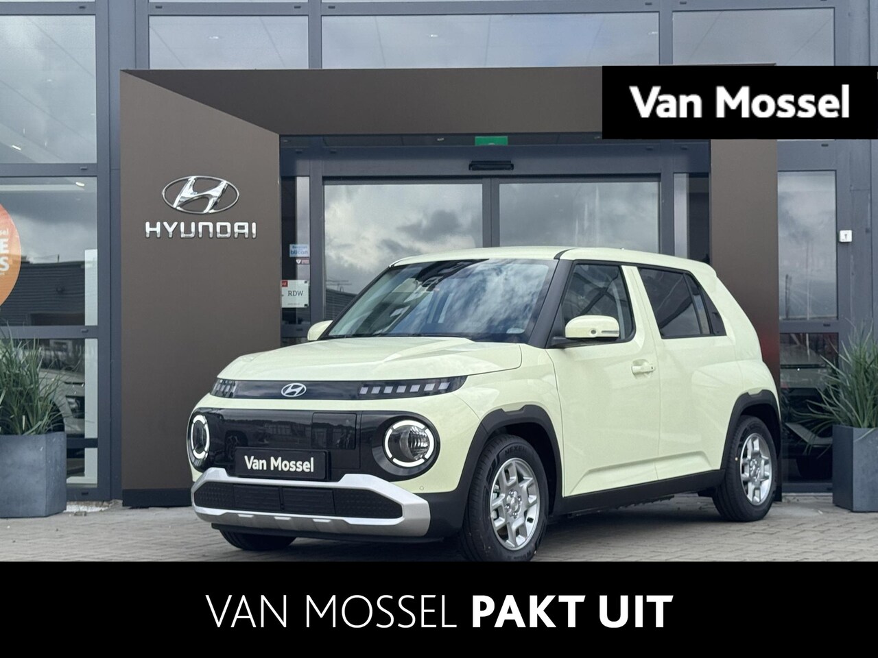 Hyundai Inster - Pulse 49 kWh | Nieuw uit voorraad leverbaar | Verstelbare achterbank | Climate Control | A - AutoWereld.nl