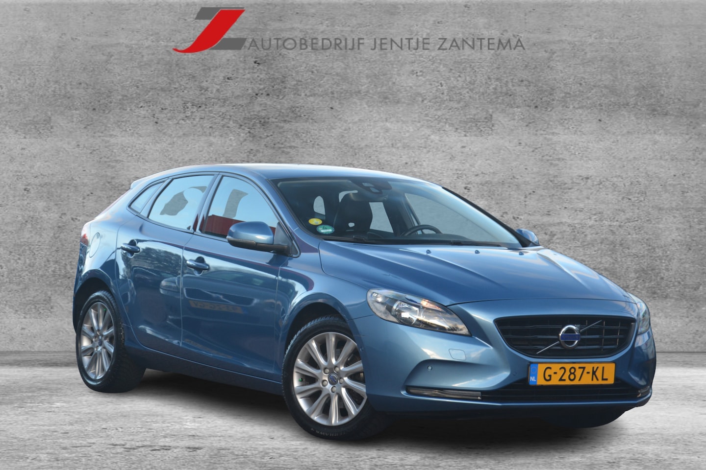 Volvo V40 - 2.0 D2 Summum | Navigatie | Stoelverwarming | Leer | Memory seats | Cruise-control | - AutoWereld.nl