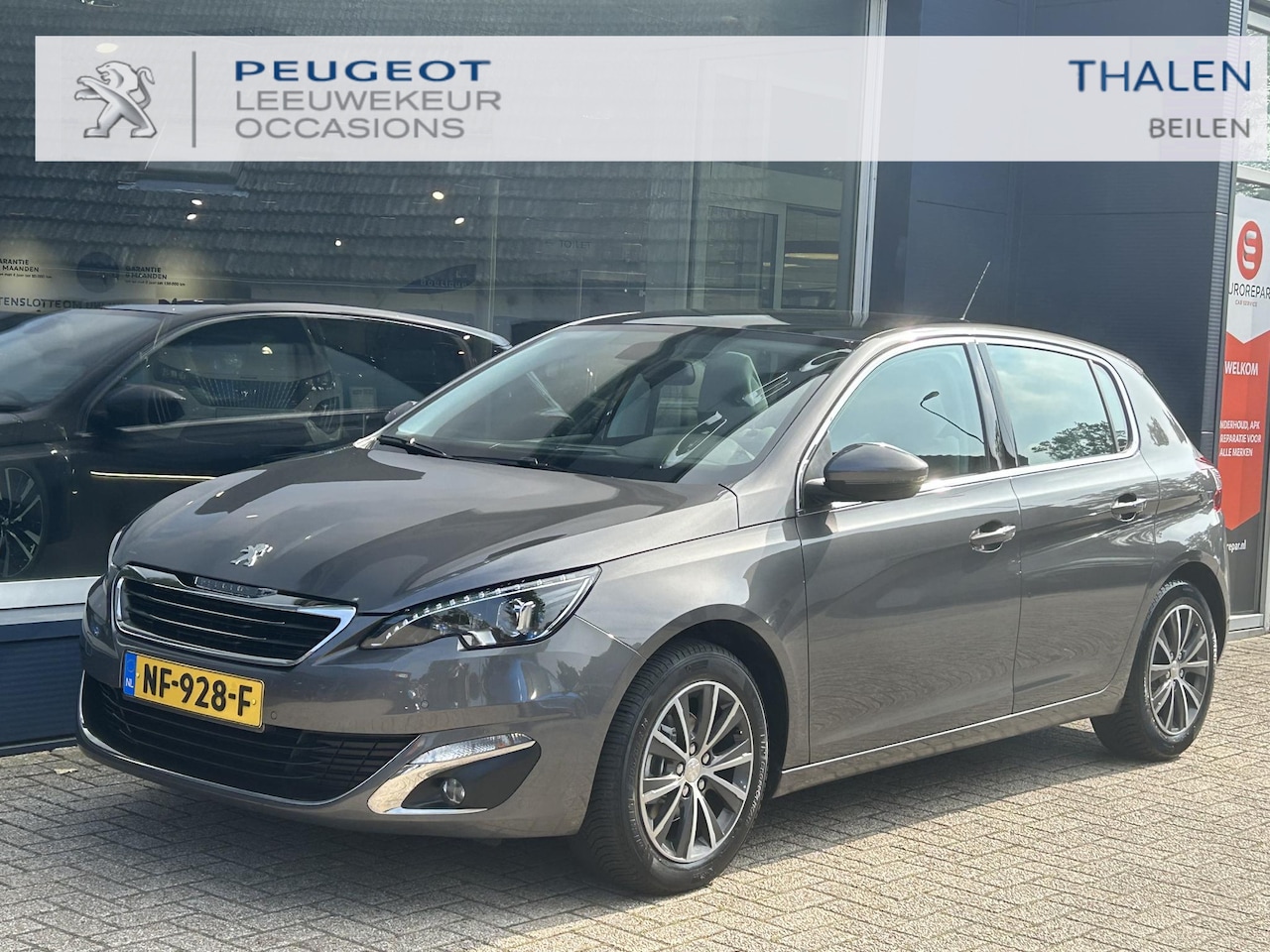 Peugeot 308 - 1.2 Turbo 130 PK Allure | Automaat | Full LED Verlichting | Navigatie | Panoramadak | Trek - AutoWereld.nl