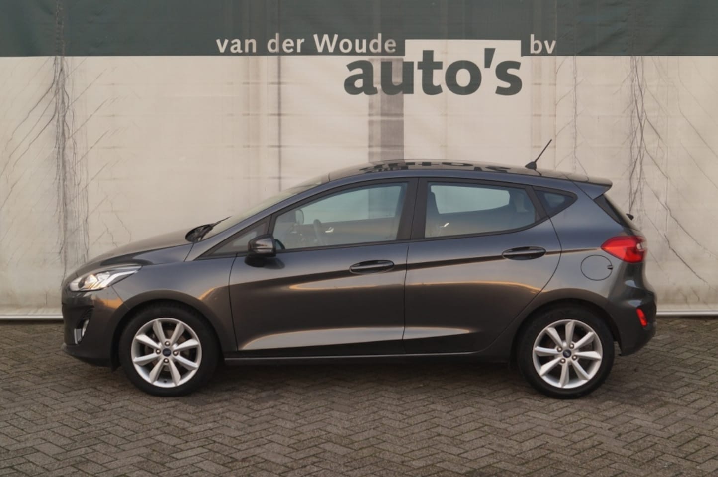 Ford Fiesta - 1.1 Trend Styling Pack -NAVI-PDC-DAB-LMV-AIRCO- - AutoWereld.nl