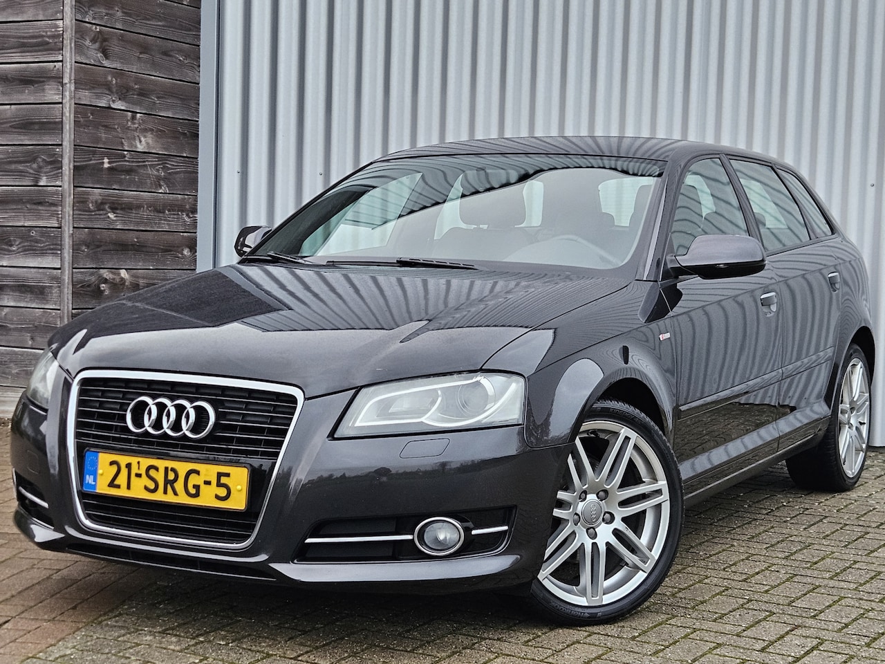 Audi A3 Sportback - 2.0 TDI S-Line /Xenon/Bose/Cruise/Navi/PDC! - AutoWereld.nl