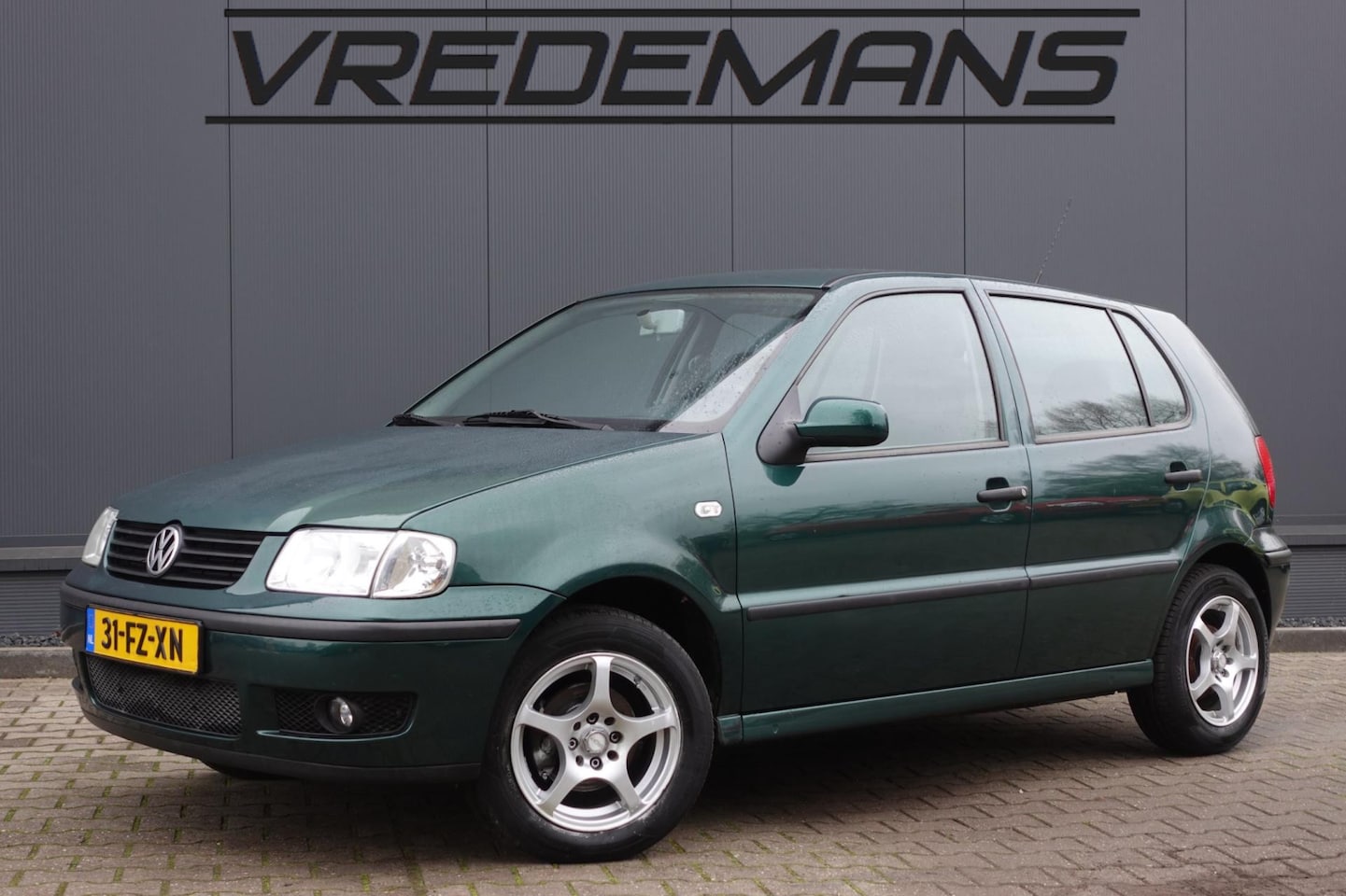 Volkswagen Polo - 1.4 Comfortline AUTOMAAT - AutoWereld.nl