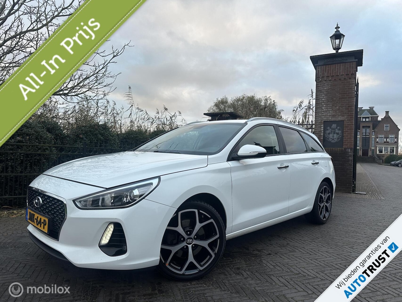 Hyundai i30 Wagon - 1.0 T-GDI Premium Navi Camera LED GARANTIE - AutoWereld.nl