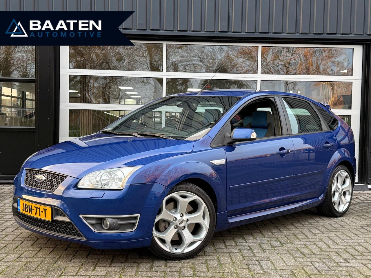 Ford Focus - 2.5-20V ST|1eig.|88.900km|Historie|Performance Blue|5-deurs - AutoWereld.nl