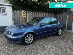 Jaguar X-type - 2.5 V6 LE MANS youngtimer
