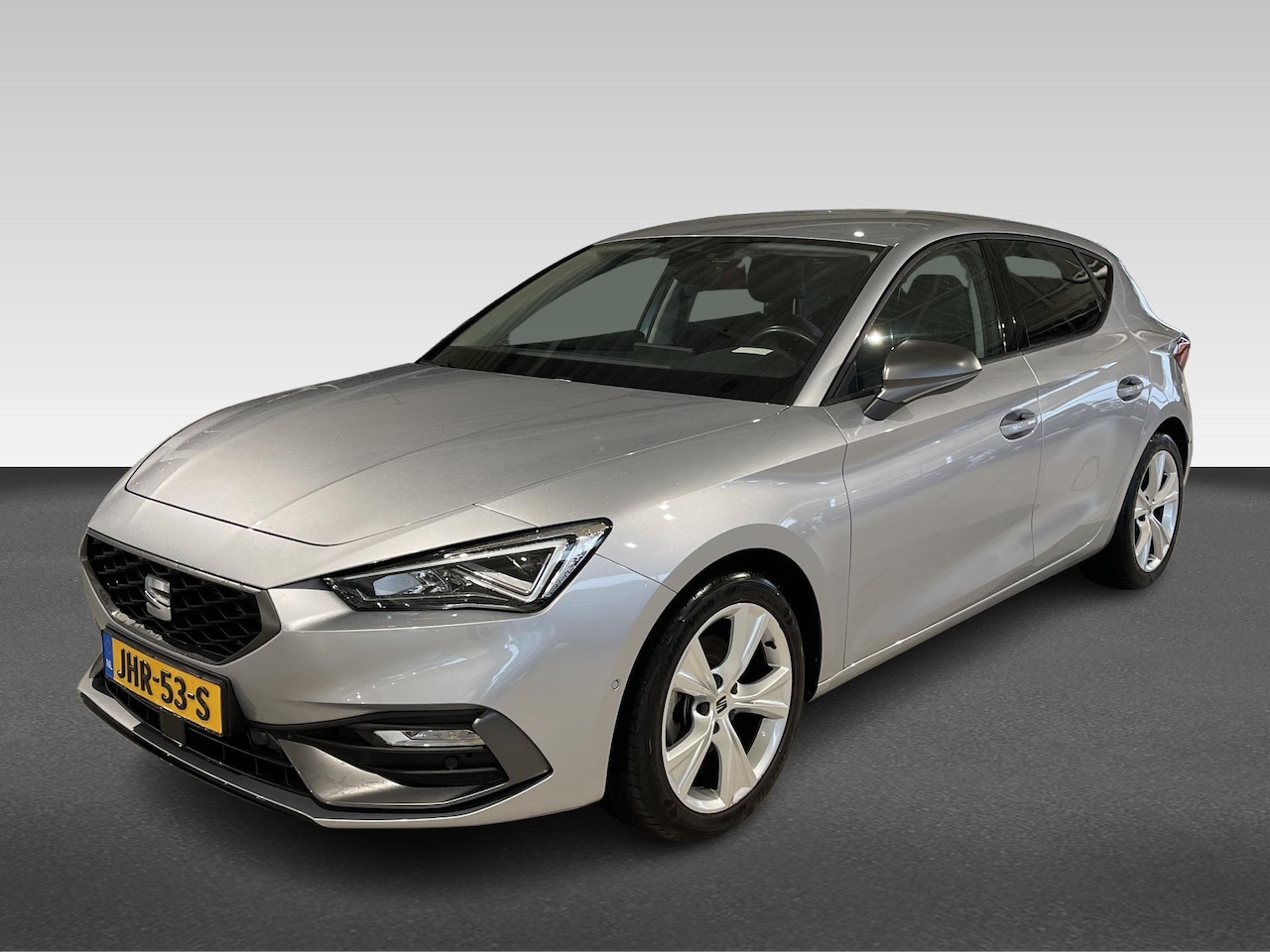 SEAT Leon - 1.0 TSI 110pk FR | Digitale Cockpit | Parkeersensoren V+A | Adaptief Cruise Control | - AutoWereld.nl