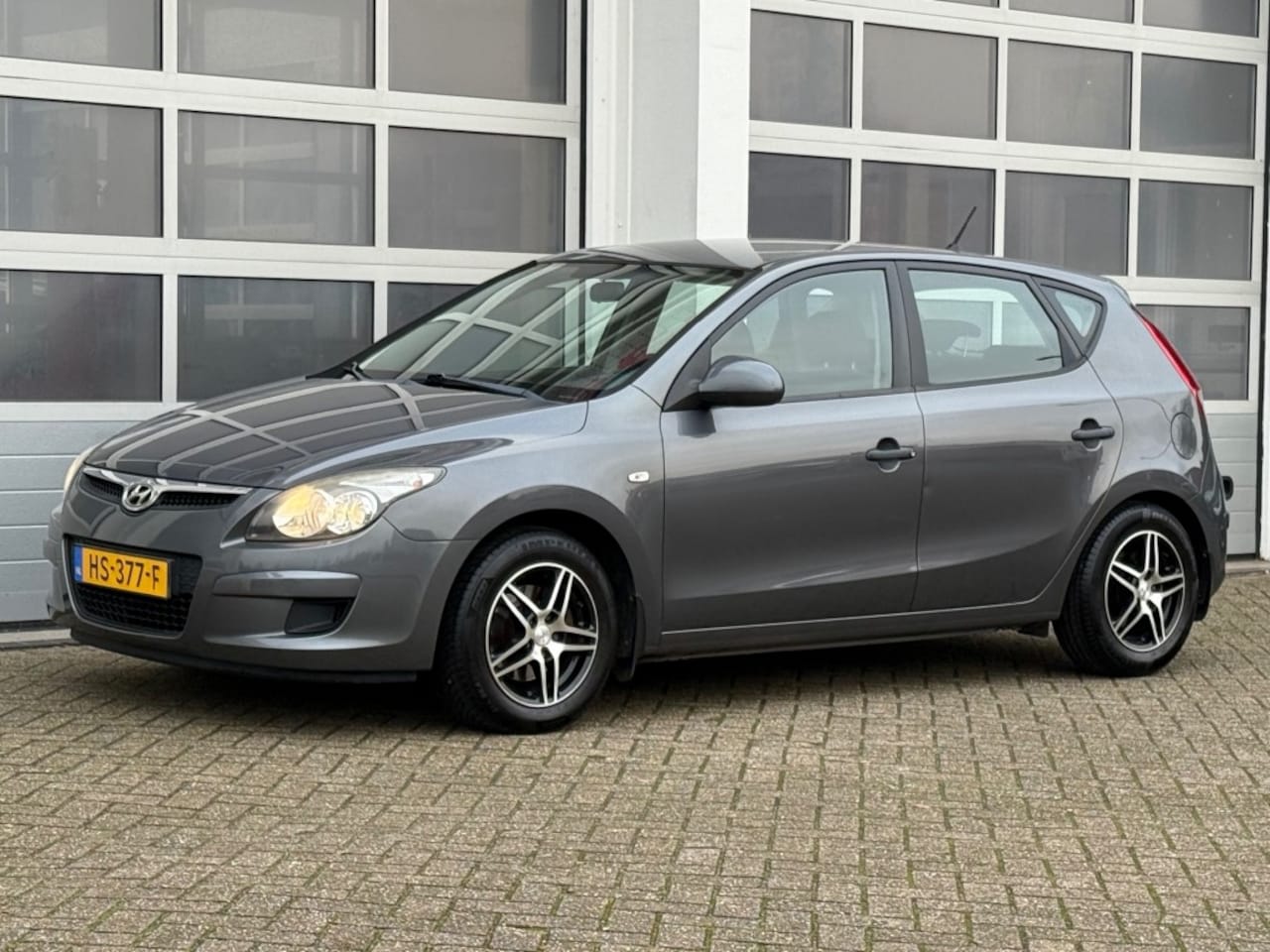 Hyundai i30 - 1.4I Active 5-DRS Airco LMV APK tot 10-2026! - AutoWereld.nl