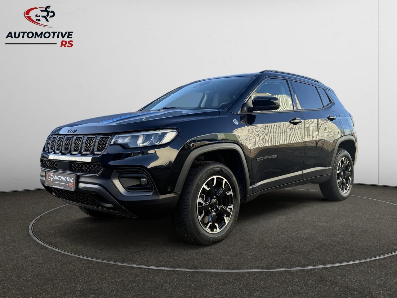 Jeep Compass - 4xe 240pk Plug-in Hybrid Trailhawk 4x4 Keyless ACC Navi Lane Assist Camera Leder Climate C - AutoWereld.nl