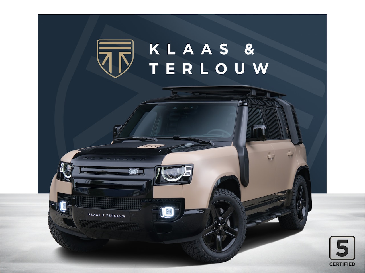 Land Rover Defender 110 - 2.0 P300e Sahara X SE / Trophy wrap / Side steps / Ladder / Imperial / Offroad Banden / - AutoWereld.nl