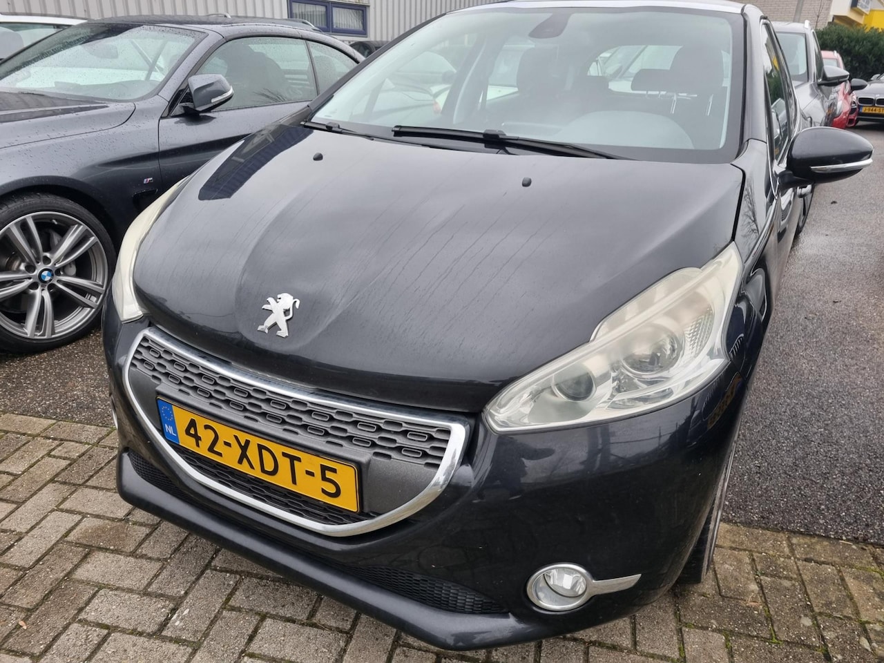 Peugeot 208 - 1.6 VTi Allure Panodak Navi 1e Eigenaar - AutoWereld.nl