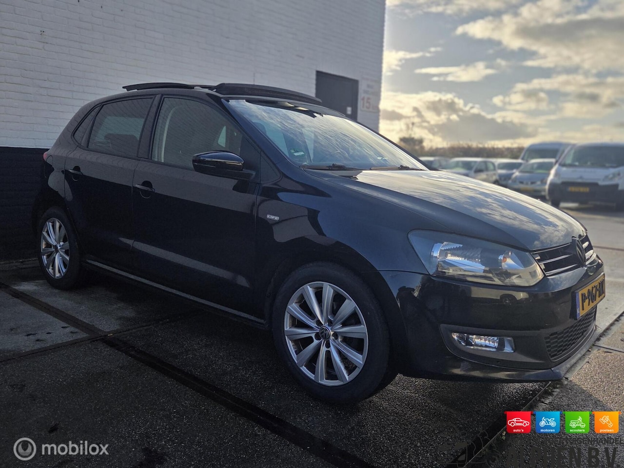 Volkswagen Polo - 1.2 TSI Highline - Pano - 1 Jaar Apk - - AutoWereld.nl