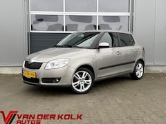 Skoda Fabia - 1.6-16V Elegance Cruise Climate Lichtmetaal Trekhaak