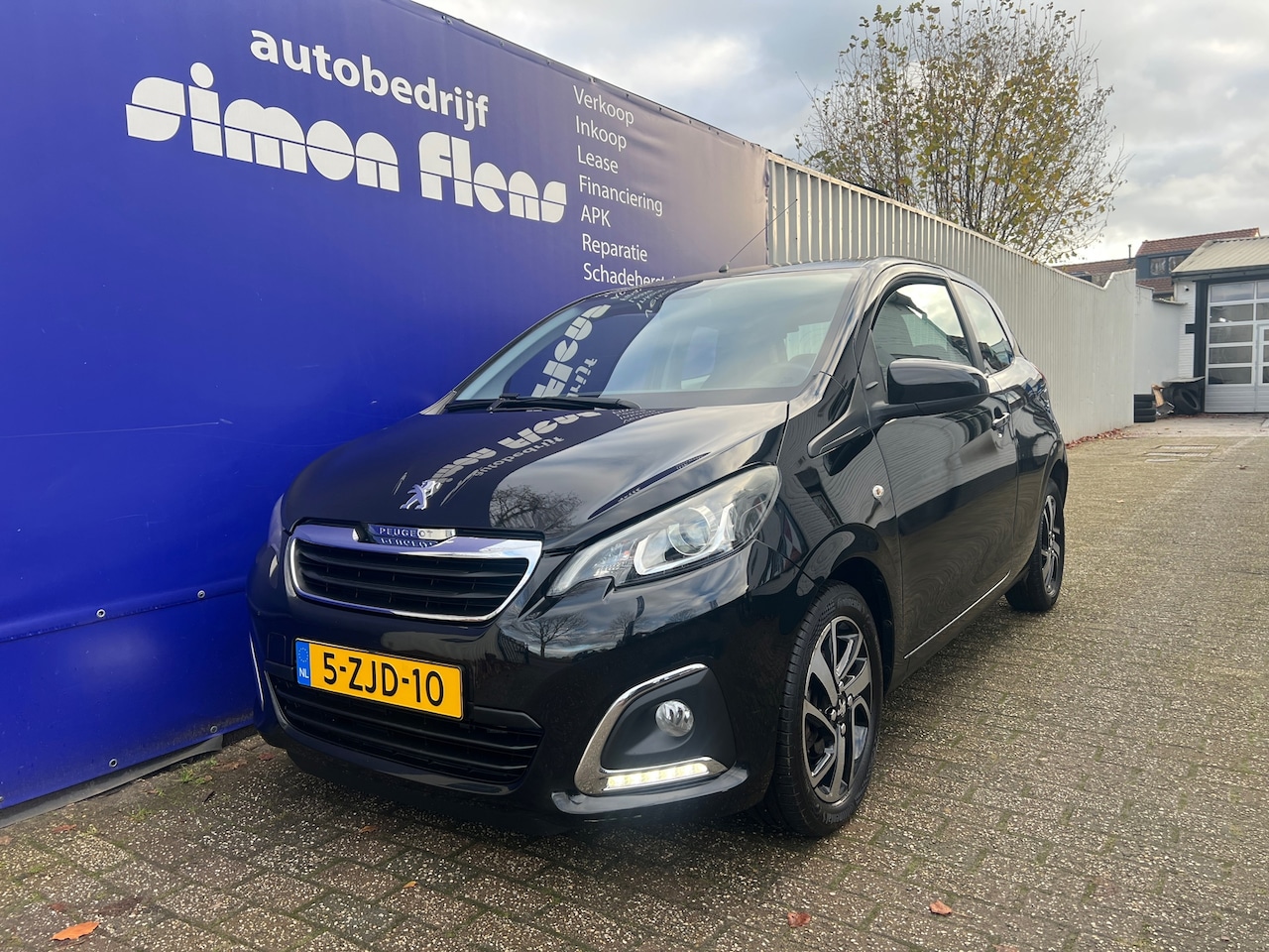 Peugeot 108 - 1.2 VTi Allure 1.2 VTi Allure - AutoWereld.nl