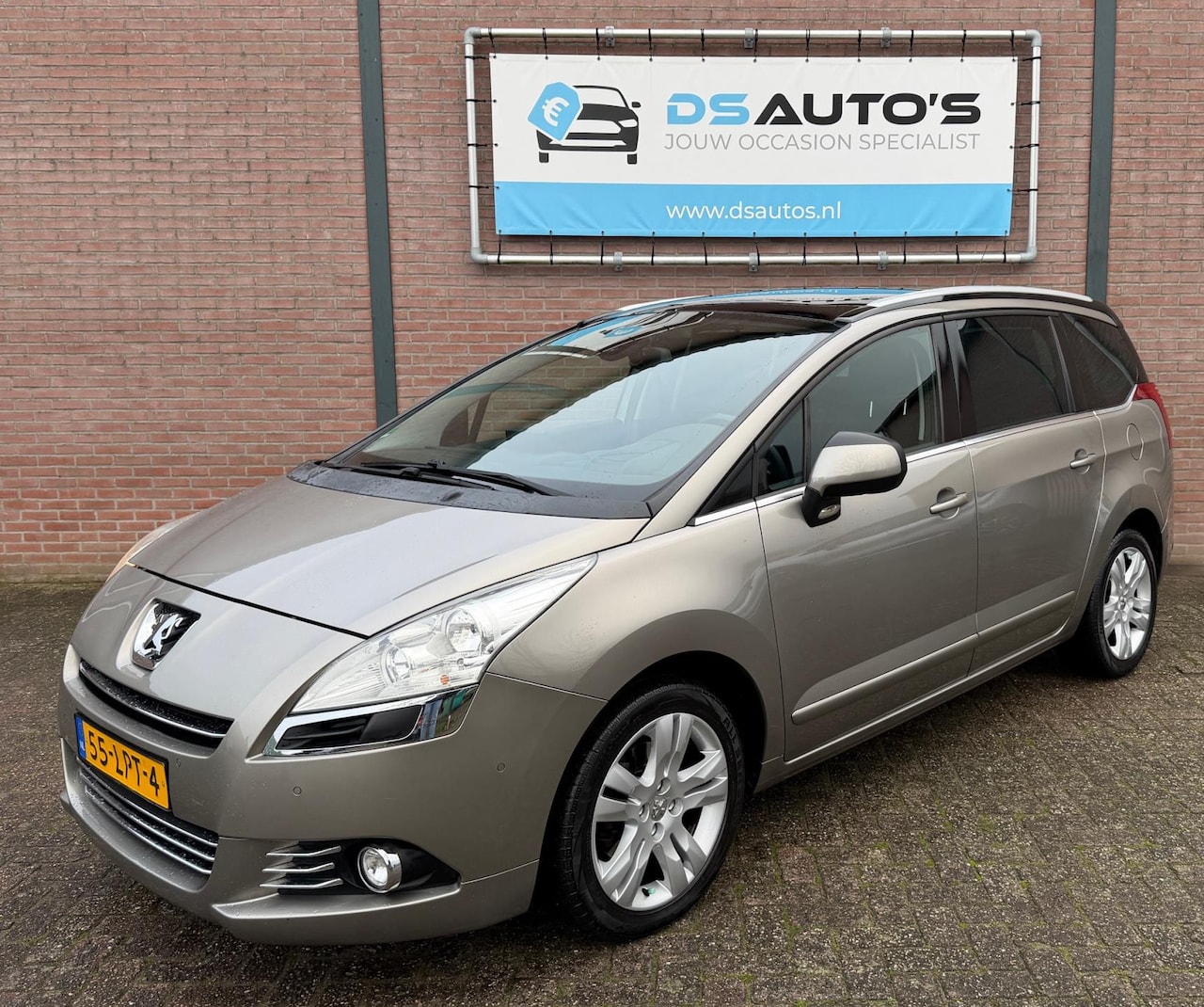 Peugeot 5008 - 1.6 THP Blue Lease Executive 7p. 1.6 THP Blue Lease Executive 7p. - AutoWereld.nl