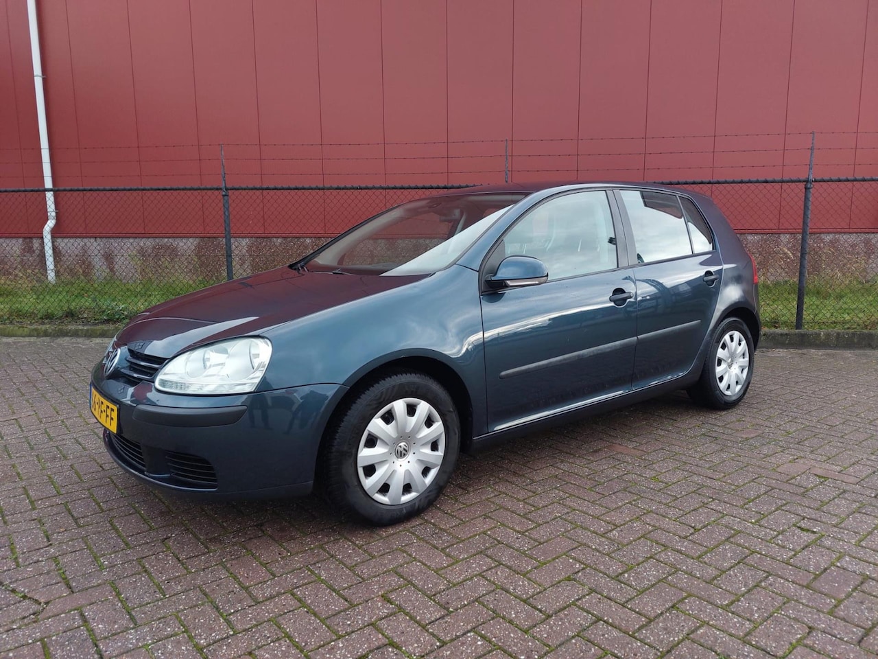 Volkswagen Golf - 1.6 FSI Trendline 1.6 FSI Trendline - AutoWereld.nl