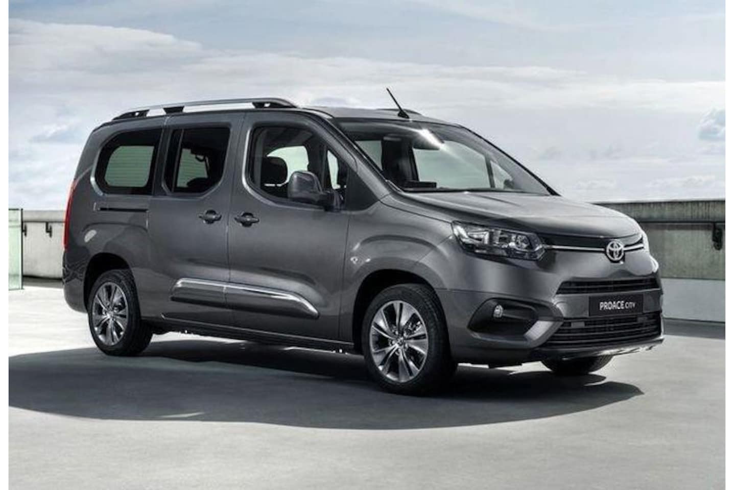 Toyota ProAce City Verso - 1.2 Turbo Dynamic Long 7p 1.2 Turbo Dynamic Long 7p. - AutoWereld.nl