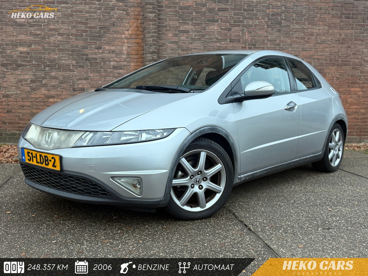 Honda Civic - 1.8 Executive i-Shift·Climate·Cruise·All Season banden - AutoWereld.nl