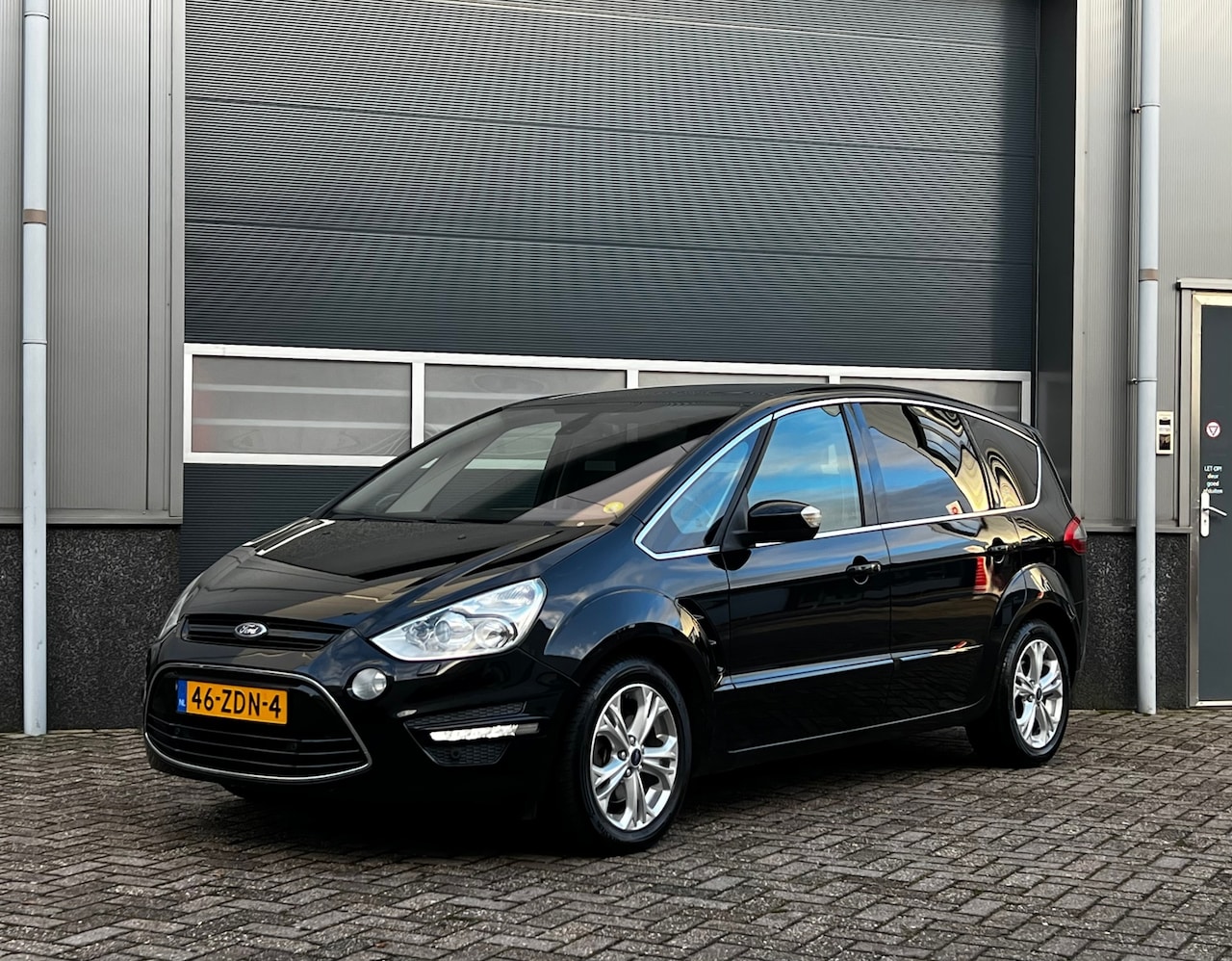 Ford S-Max - 2.0 TDCi Titanium bj.2012 Pano|Half leder|Pdc|Nap. - AutoWereld.nl