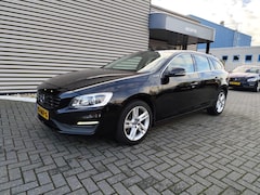 Volvo V60 - 2.4 D5 Twin Engine Momentum