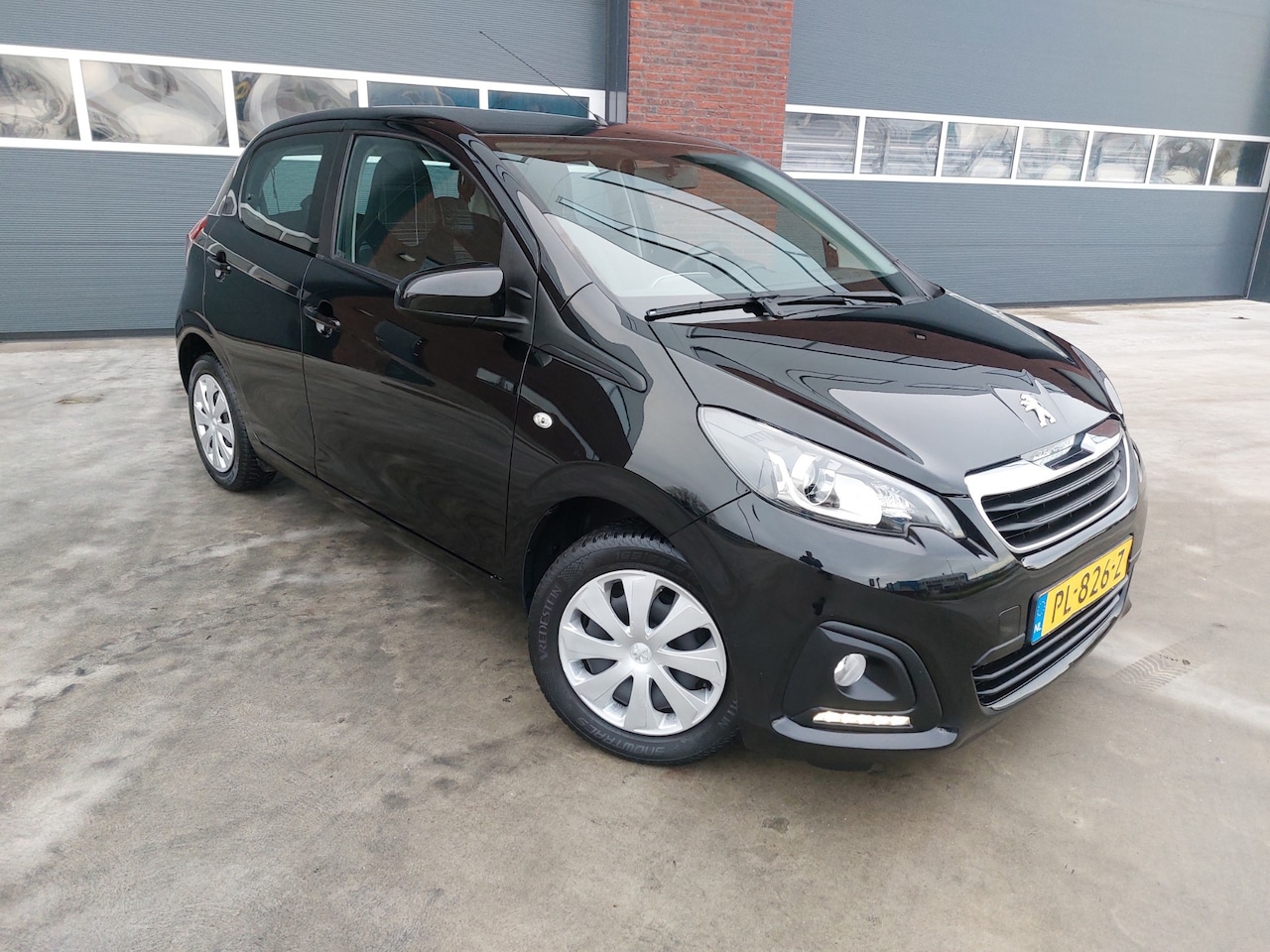 Peugeot 108 - 1.0 e-VTi Blue Lion 5 drs Airco /Led - AutoWereld.nl