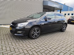 Opel Astra - 1.6 CDTi Cosmo