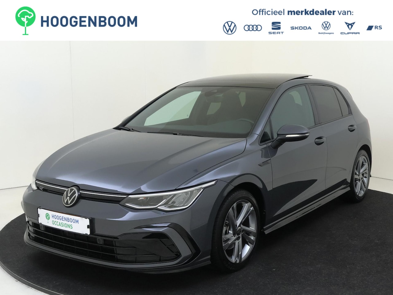 Volkswagen Golf - 1.5 eTSI R-Line | Panoramadak | Navigatie | Parkeersensoren | Adaptieve cruise control | S - AutoWereld.nl