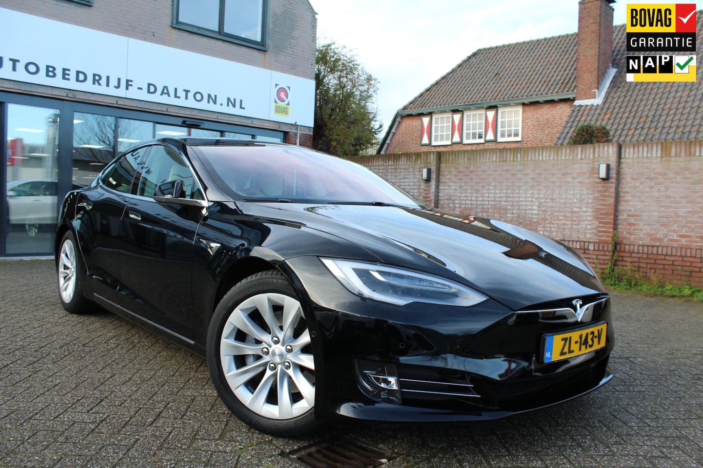 Tesla Model S - 75D LUCHTVERING ALS NIEUW !! 1e EIGENAAR / LAGE KM!!! / NAVIGATIE / PANODAK - AutoWereld.nl