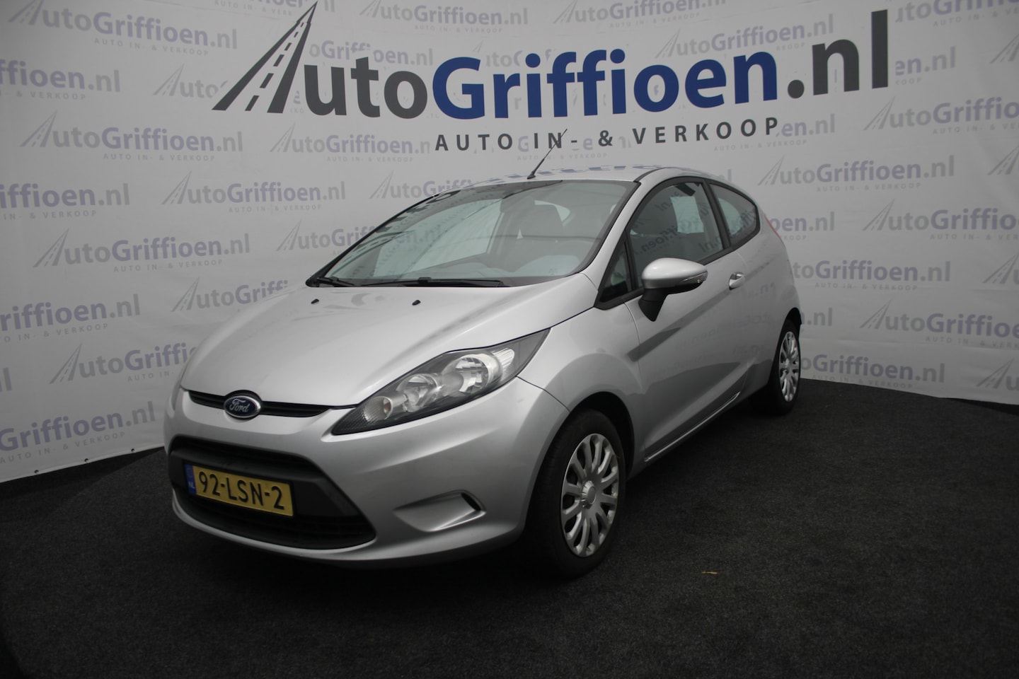Ford Fiesta - 1.25 Limited nette hatchback met airco - AutoWereld.nl