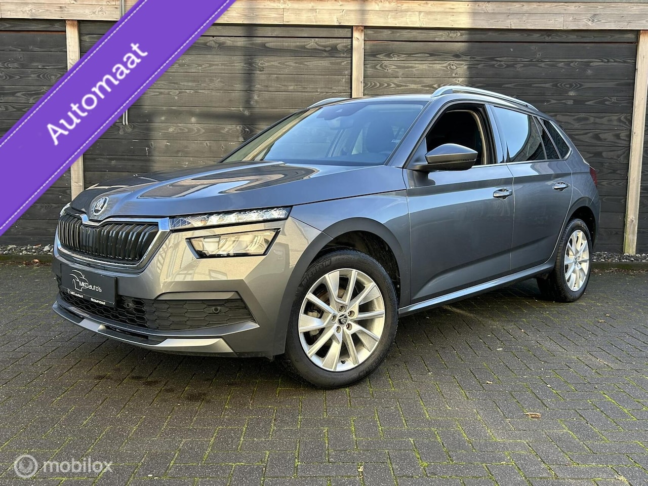 Skoda Kamiq - 1.0 TSI Ambition FM nav / Carplay / 17" / 24.769 KM!! - AutoWereld.nl
