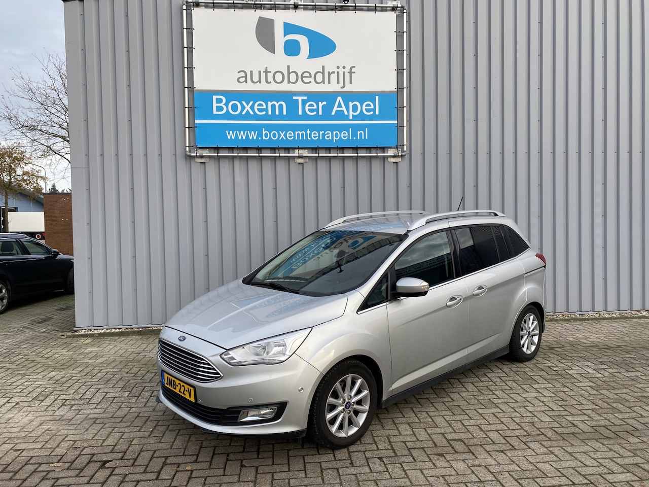 Ford Grand C-Max - 1.0 Titanium 7p. Navigatie | Parkeer sensoren v+a | All seasonbanden | LM velgen | Winterp - AutoWereld.nl