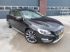 Volvo V60 - 2.4 D6 AWD Plug-In Hybrid Summum full opties