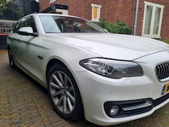 BMW 5-serie Touring - 520d High Executive